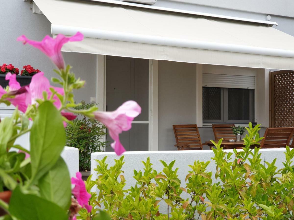Ifigenia Apartments Keramoti  Exterior photo